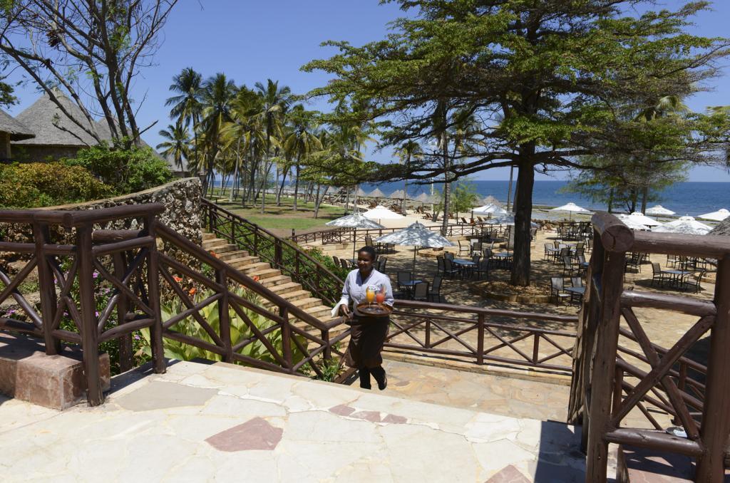 Ledger Plaza Bahari Beach Hotel Dar es Salaam Exterior foto